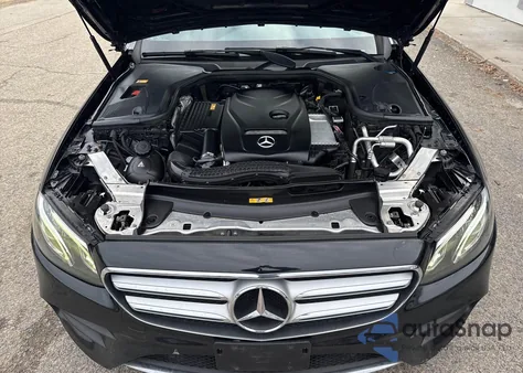 2017 Mercedes-Benz E 300 4Matic из США, поврежденный, VIN WDDZF4KBXHA016455